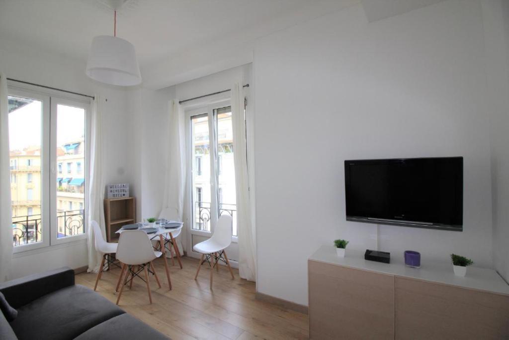 Nice Renting - Notre Dame - Cosy Loft Perfect View On The Roofs Luaran gambar