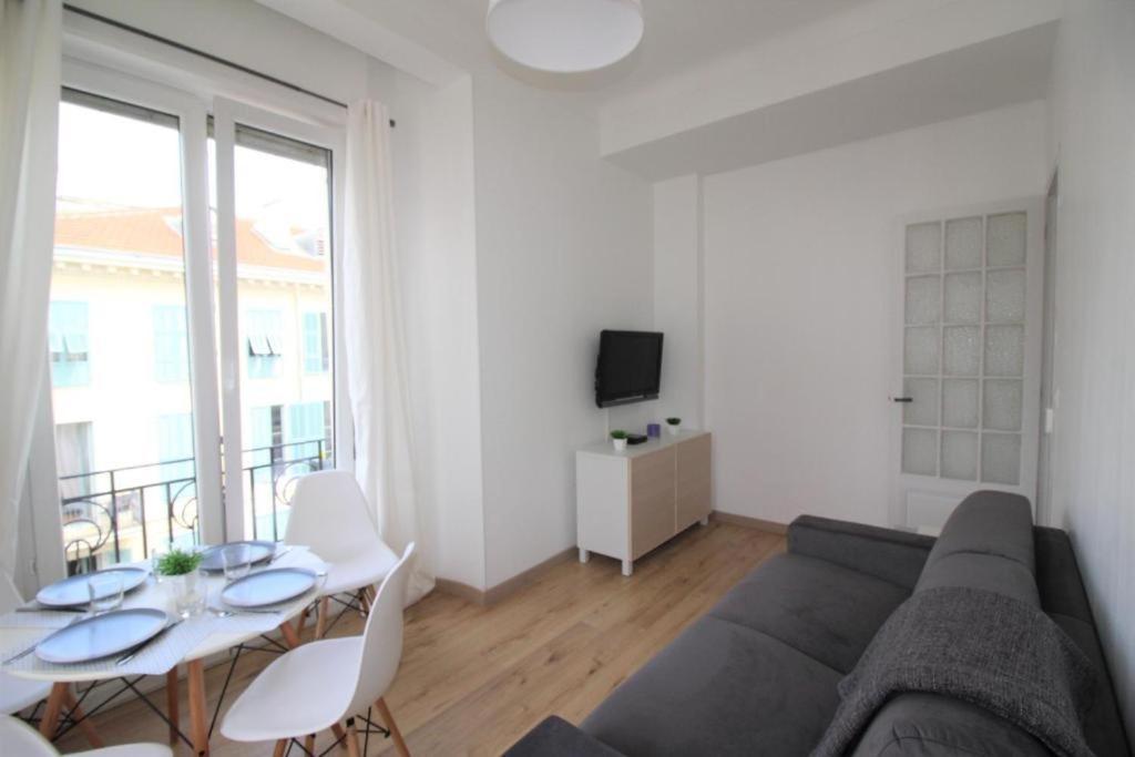 Nice Renting - Notre Dame - Cosy Loft Perfect View On The Roofs Luaran gambar