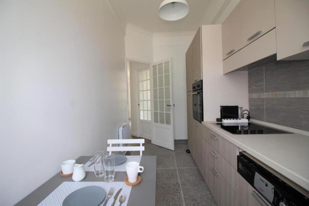 Nice Renting - Notre Dame - Cosy Loft Perfect View On The Roofs Luaran gambar