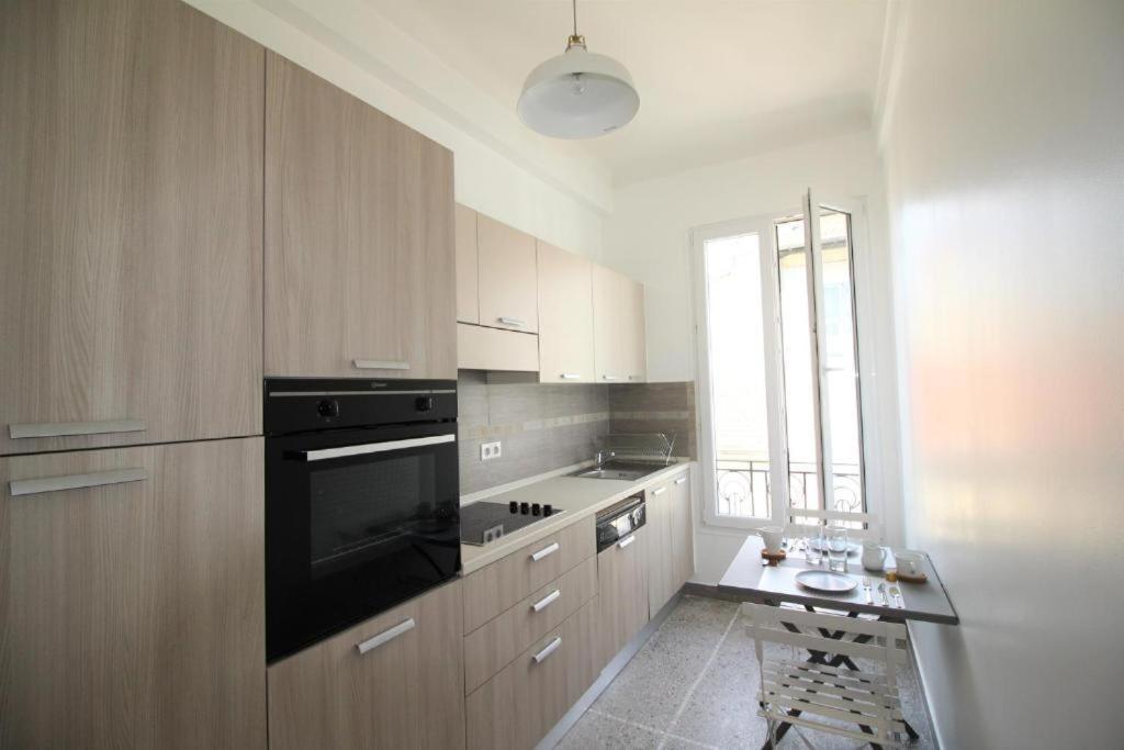Nice Renting - Notre Dame - Cosy Loft Perfect View On The Roofs Luaran gambar