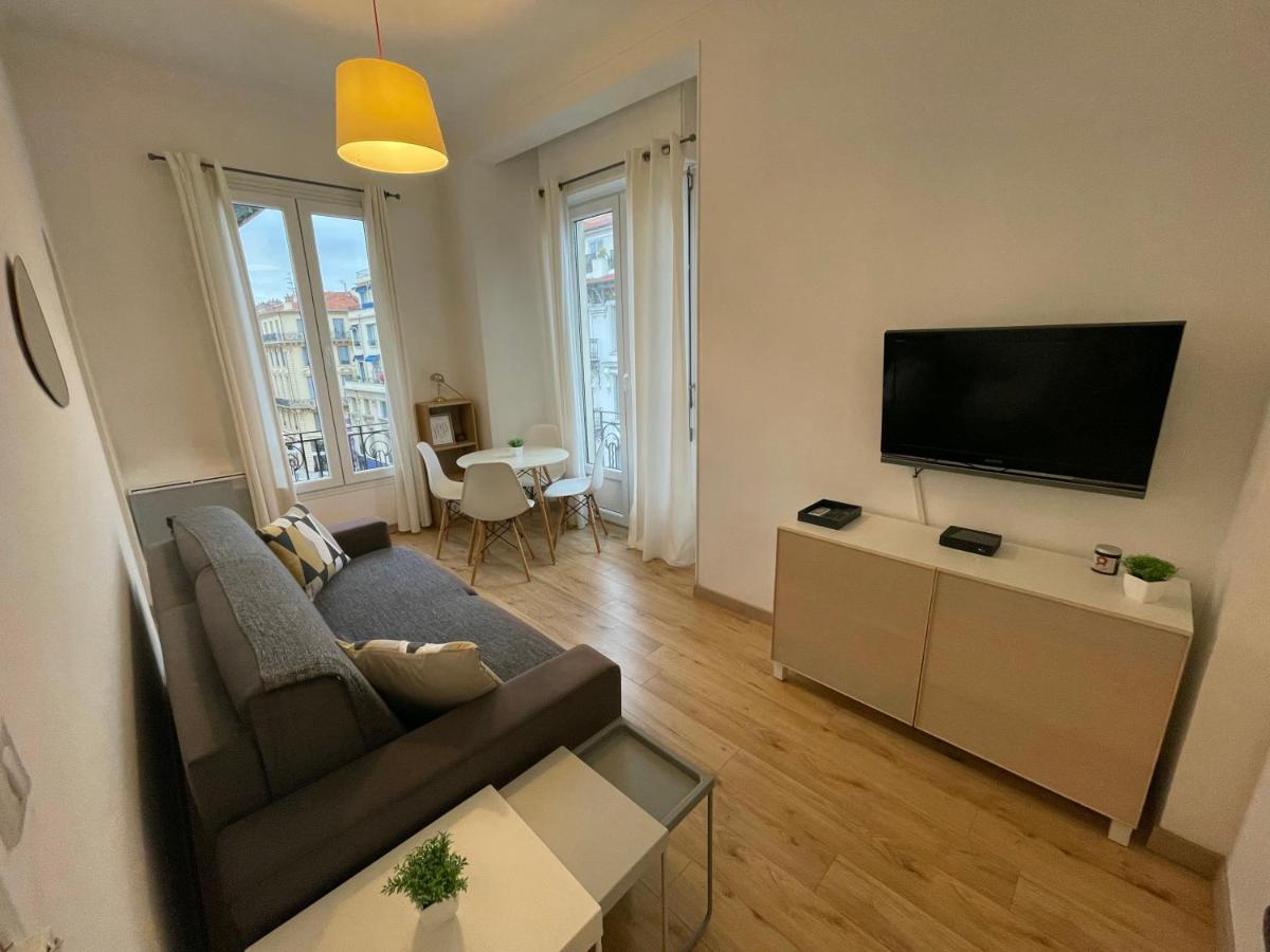 Nice Renting - Notre Dame - Cosy Loft Perfect View On The Roofs Luaran gambar