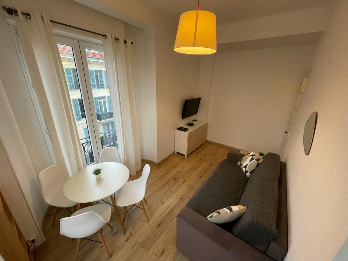 Nice Renting - Notre Dame - Cosy Loft Perfect View On The Roofs Luaran gambar