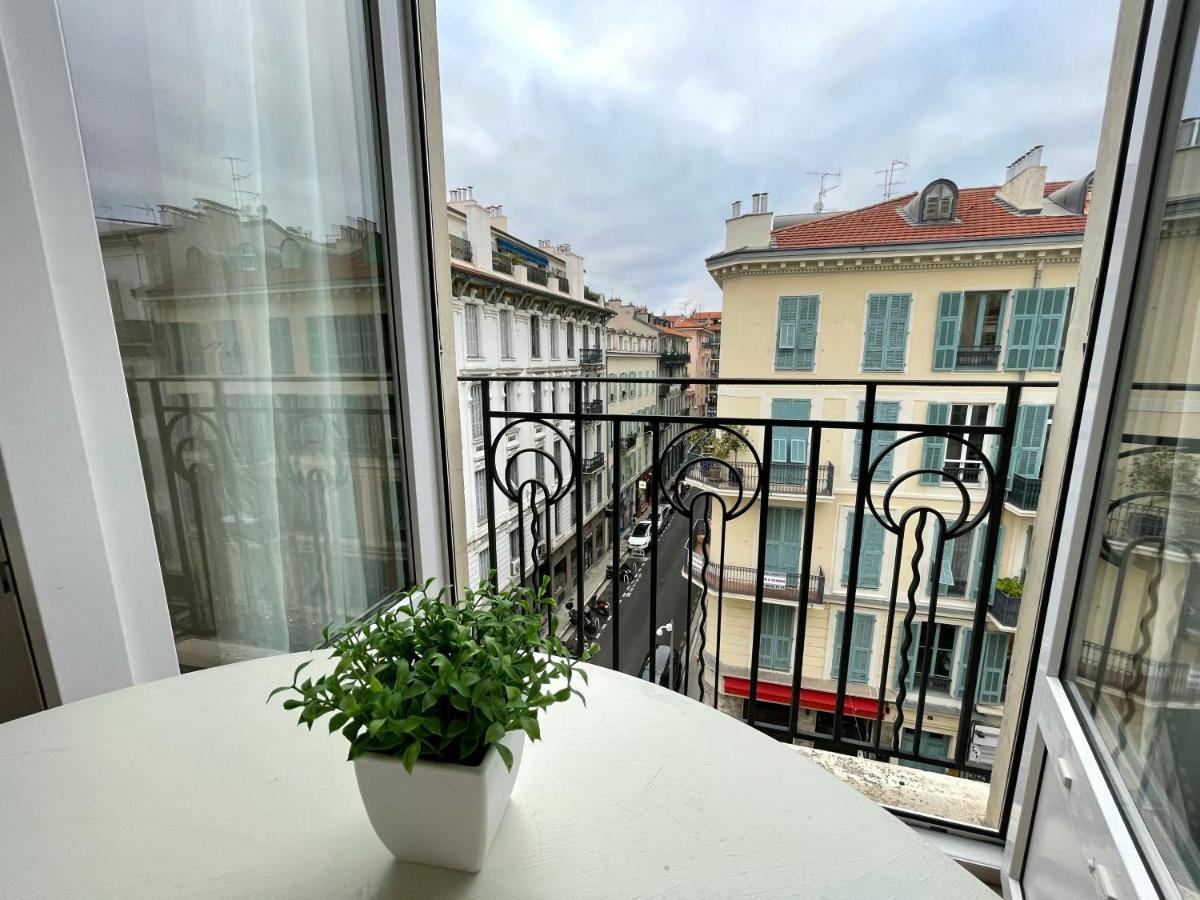 Nice Renting - Notre Dame - Cosy Loft Perfect View On The Roofs Luaran gambar