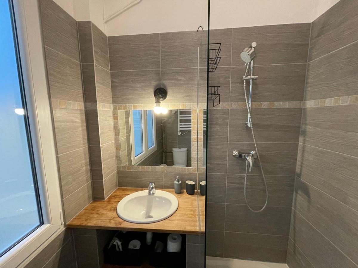 Nice Renting - Notre Dame - Cosy Loft Perfect View On The Roofs Luaran gambar